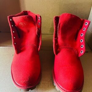 TIMBERLANDS 50th ANNIVERSARY EDITION BOYS (SIZE 5.5) CONVERTS TO WOMEN (SIZE 7.5